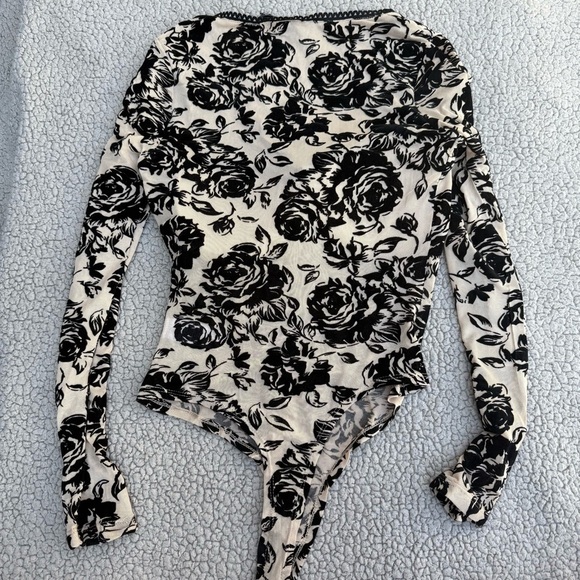 NWOT Floral Black and tan Roses Mesh Bodysuit - Nude - Picture 6 of 6